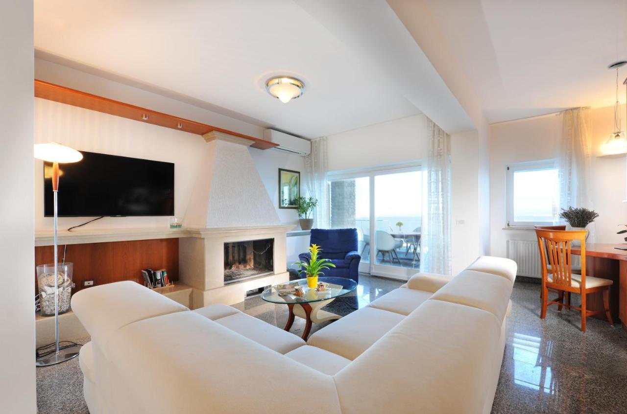 Villa Cablex Crveni Vrh Bagian luar foto
